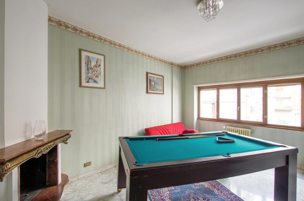 Luxury Macrobio Flat Roma Exterior foto